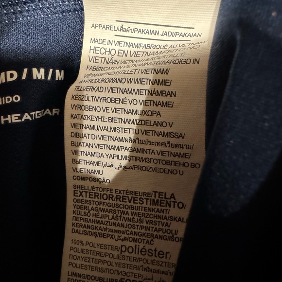 NWOT Women’s Medium Under Armour Speed Shorts Blue - Picture 6 of 7